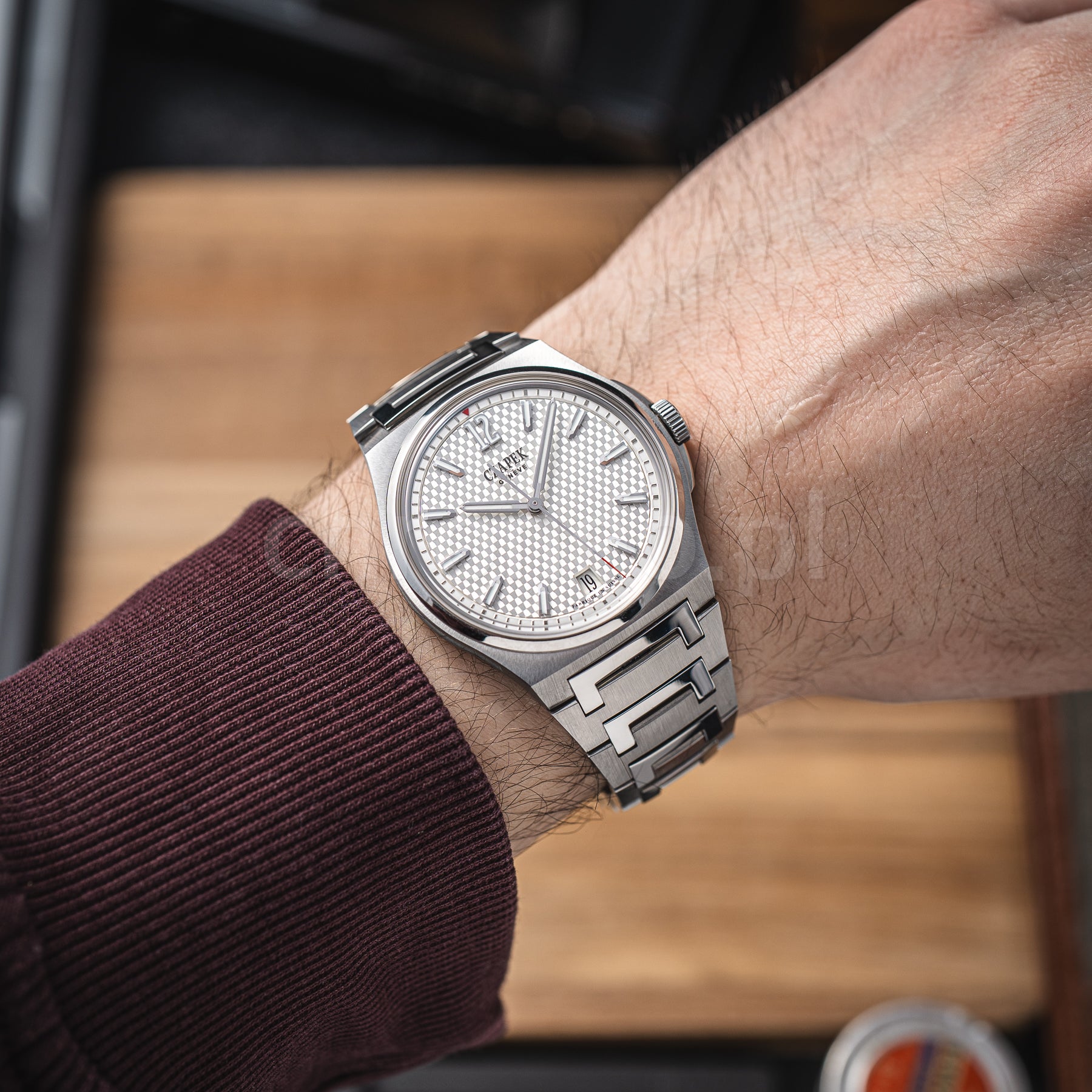 Antarctique Monochrome White Cap (No. 1 of 33)