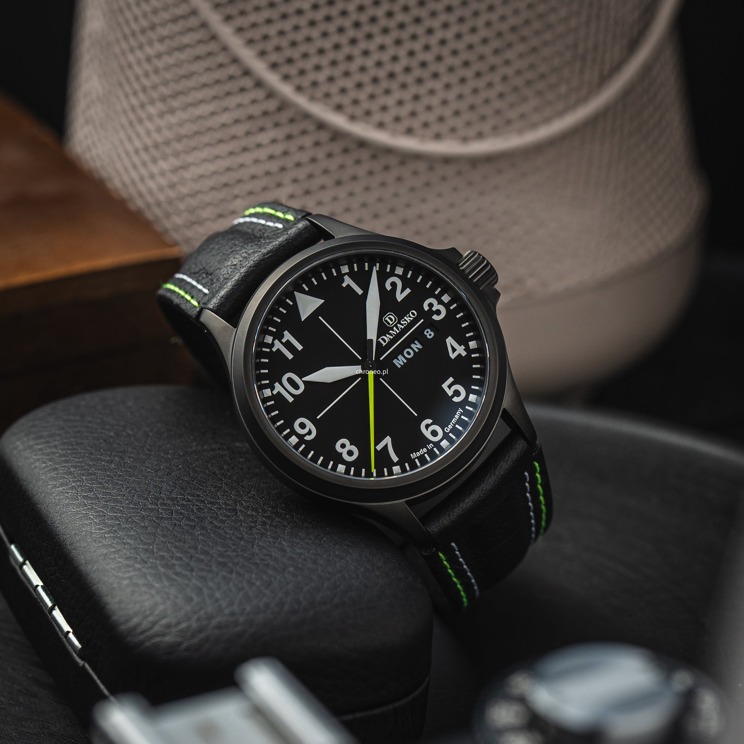 Damasko DK36 Black