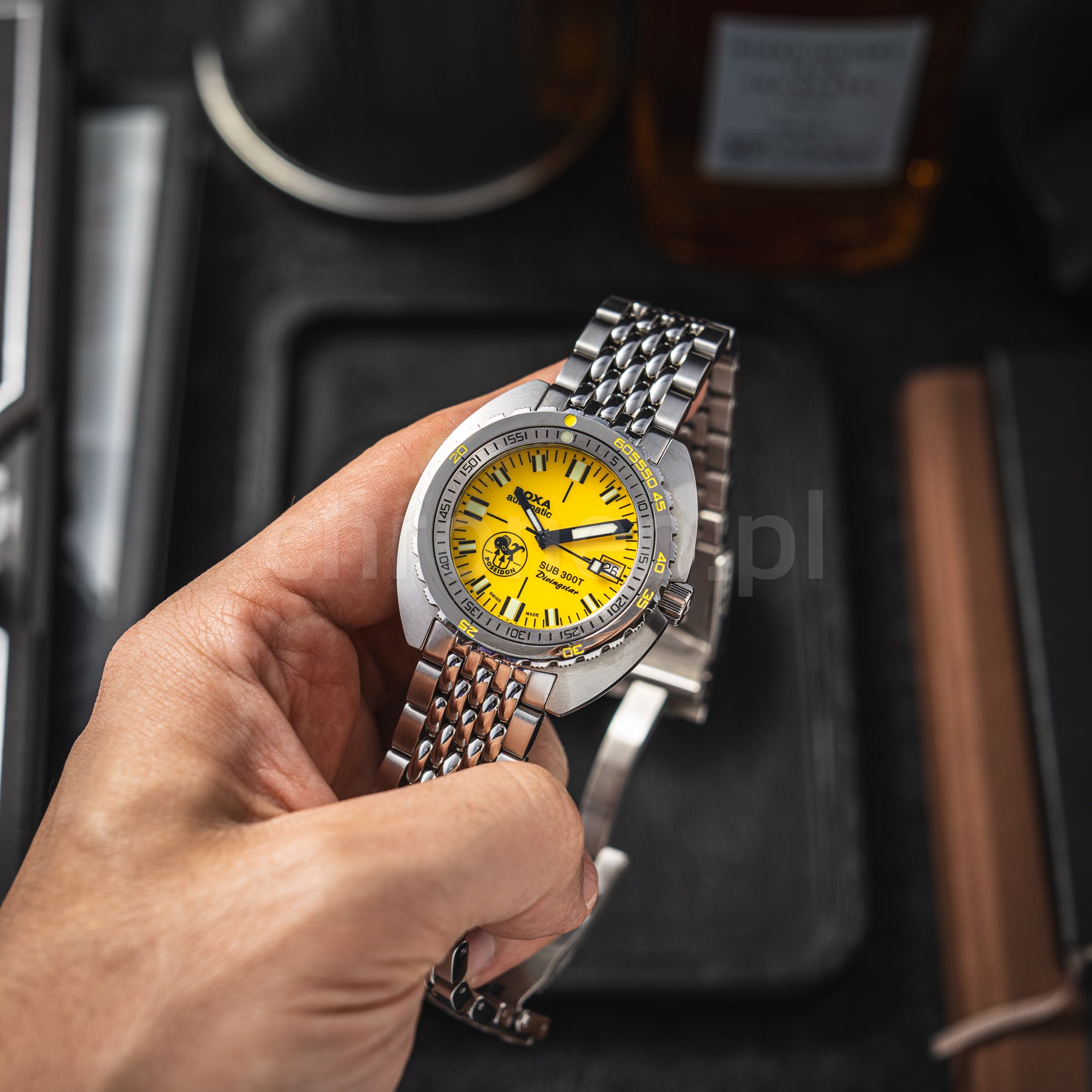 Sub 300T Poseidon Edition ref. 872.10.361.10