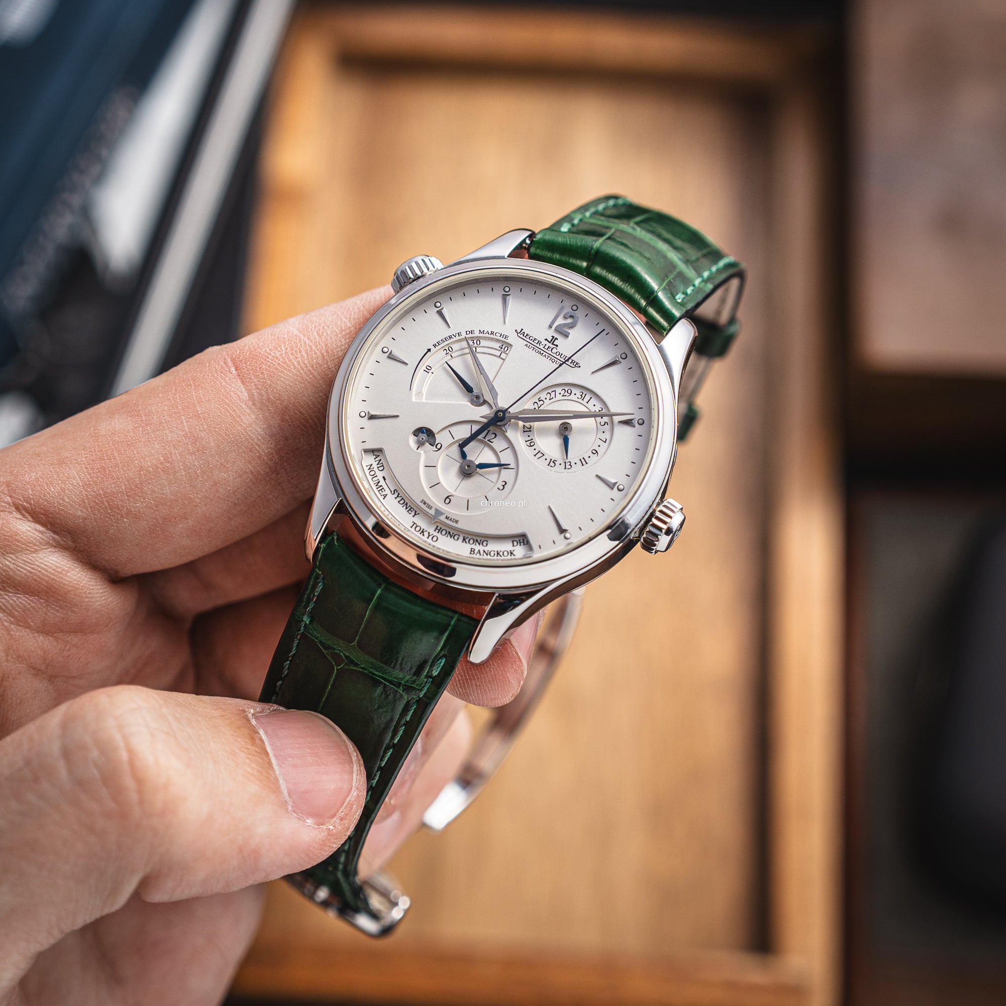 Jaeger-LeCoultre Master Geographic 39 mm ref. 176.8.29.S
