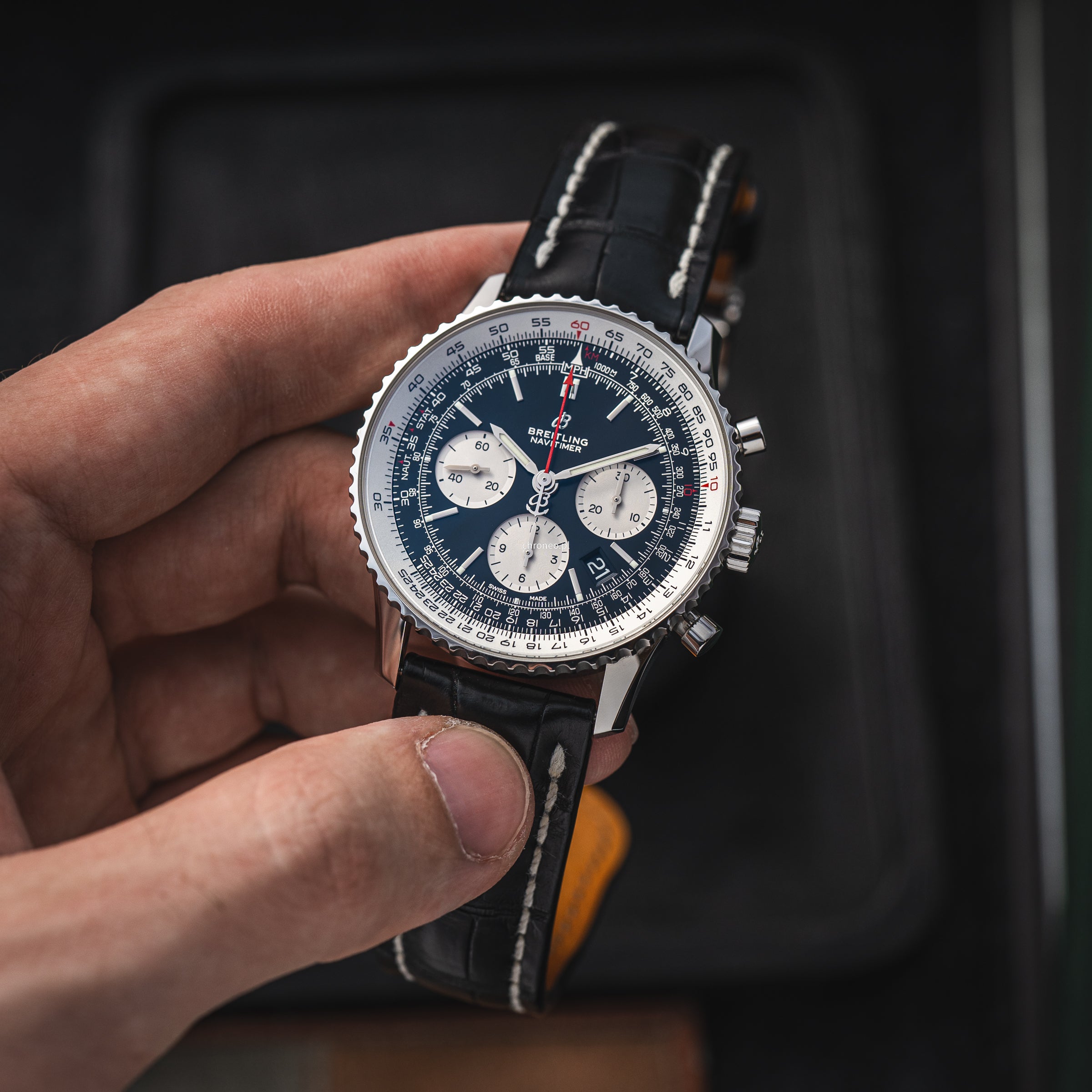  Breitling Navitimer 1 B01 Chronograph 43mm ref. AB0121211B1X1