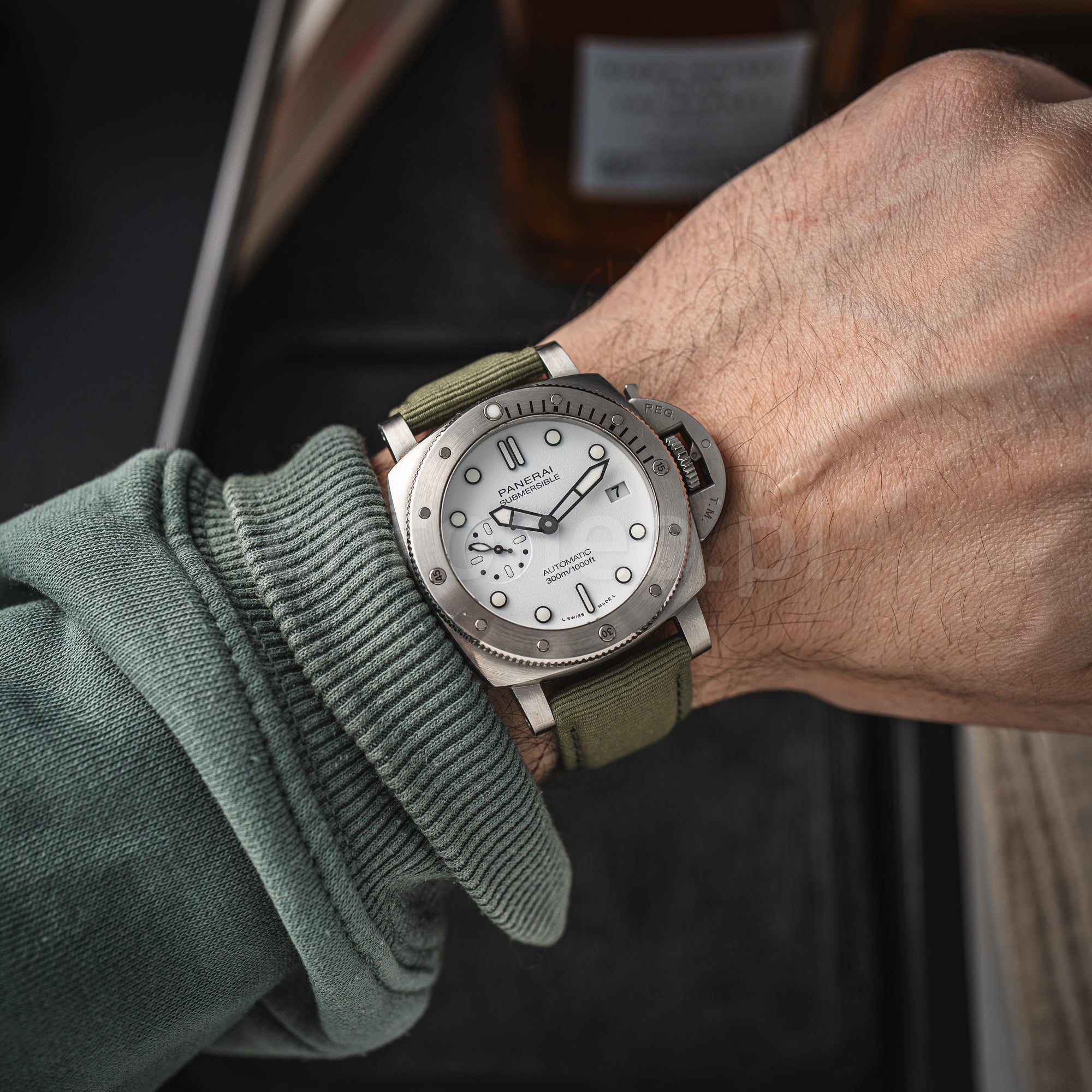 Panerai Submersible Bianco Pam02223