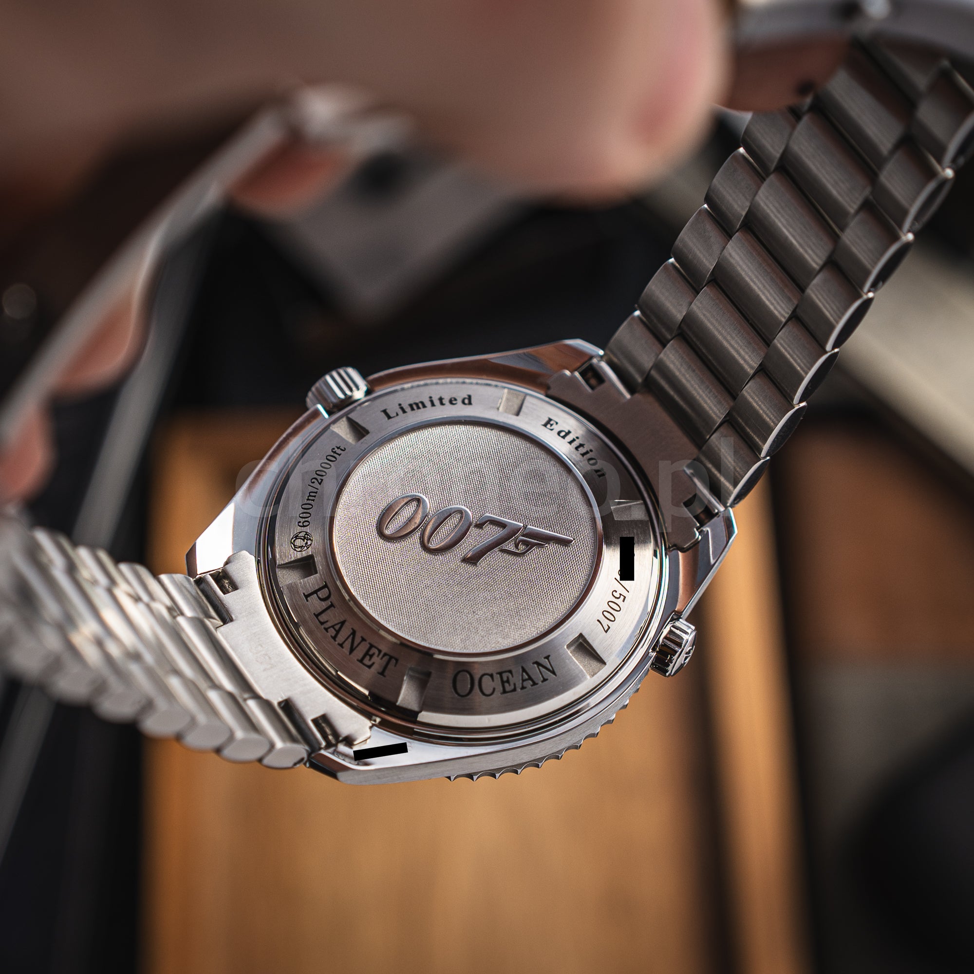 Omega Seamaster Planet Ocean Quantum Of Solace 222.30.46.20.01.001