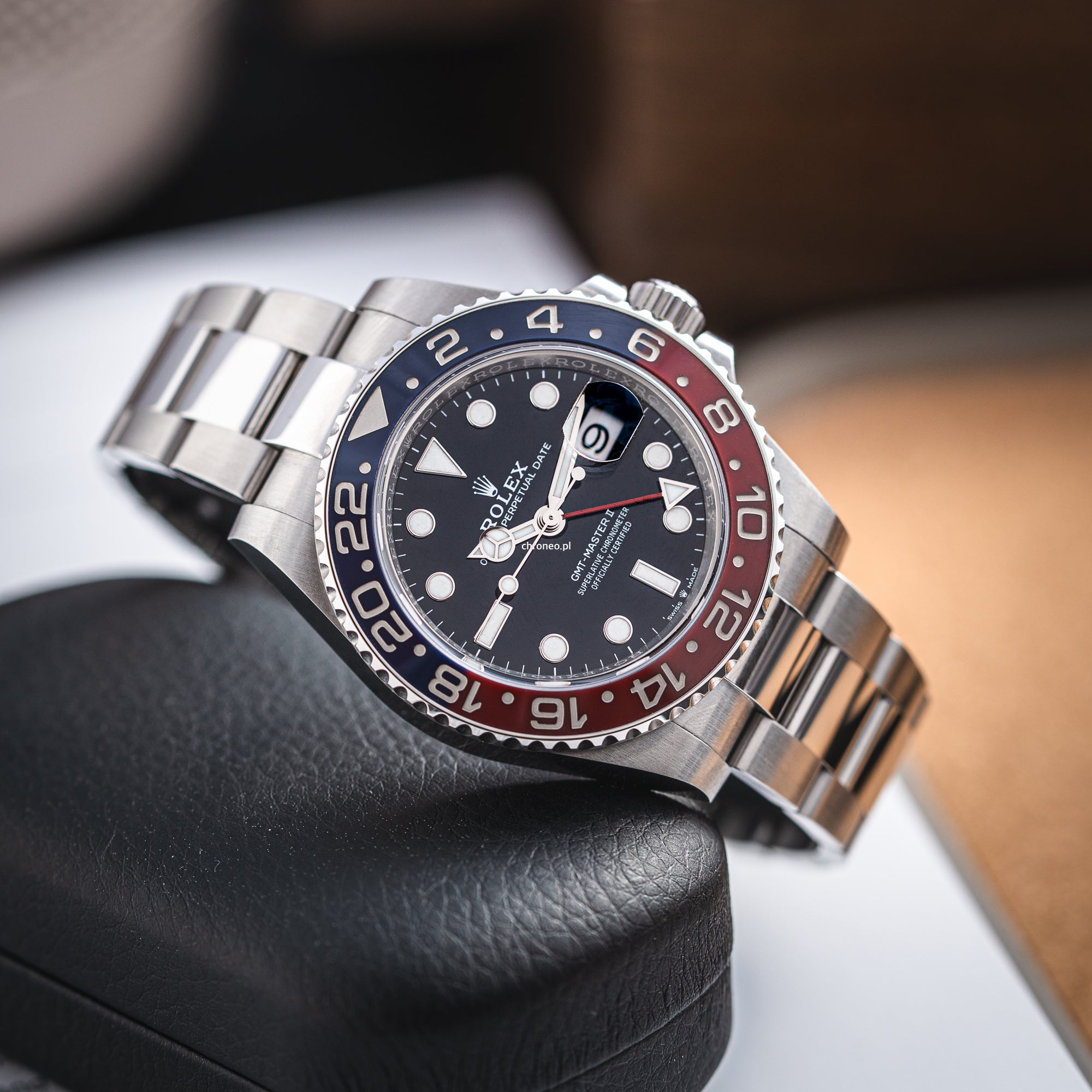 Rolex GMT-Master II 40mm ref. 126710BLRO Pepsi JUBILEE & OYSTER