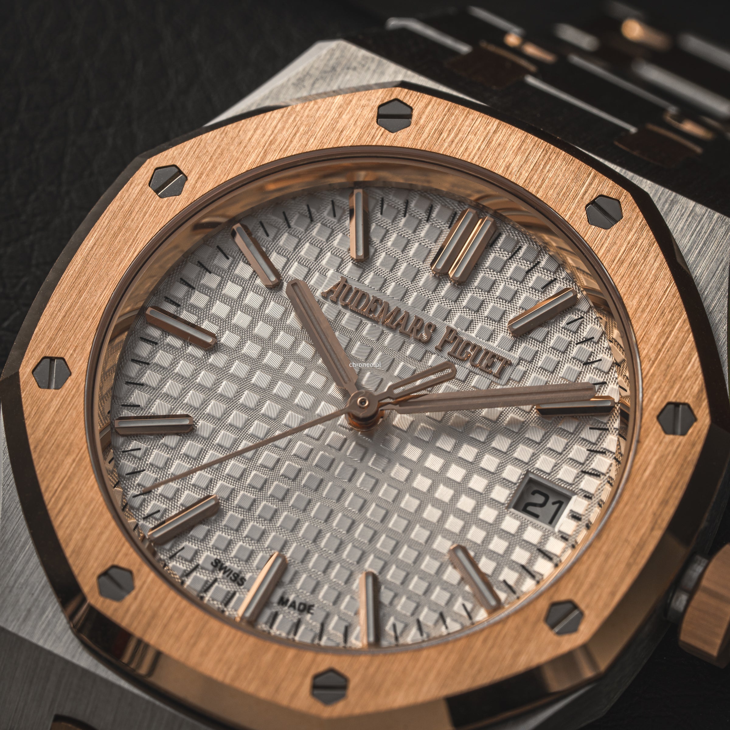 Audemars Piguet Royal Oak Selfwinding 37 mm ref. 15550SR.OO.1356SR.02