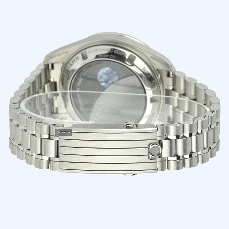 Omega Speedmaster 'Silver Snoopy Award' bracelet