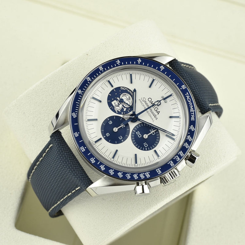 Omega Speedmaster "Silver Snoopy Award" 310.32.42.50.02.001