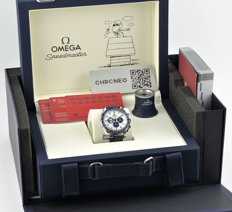 Omega Speedmaster "Silver Snoopy Award" 310.32.42.50.02.001 full set