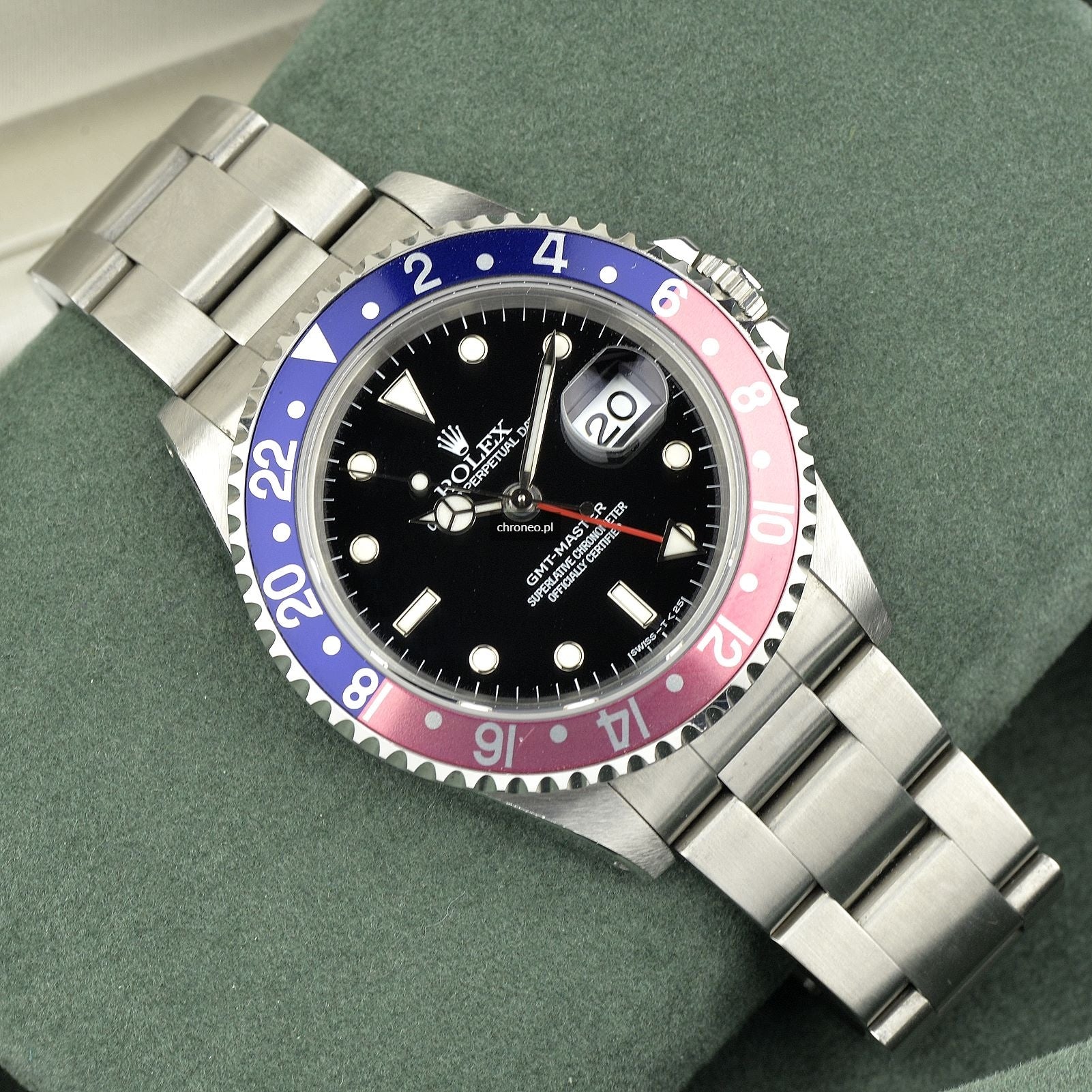 Rolex GMT-Master 16700 "Pepsi"